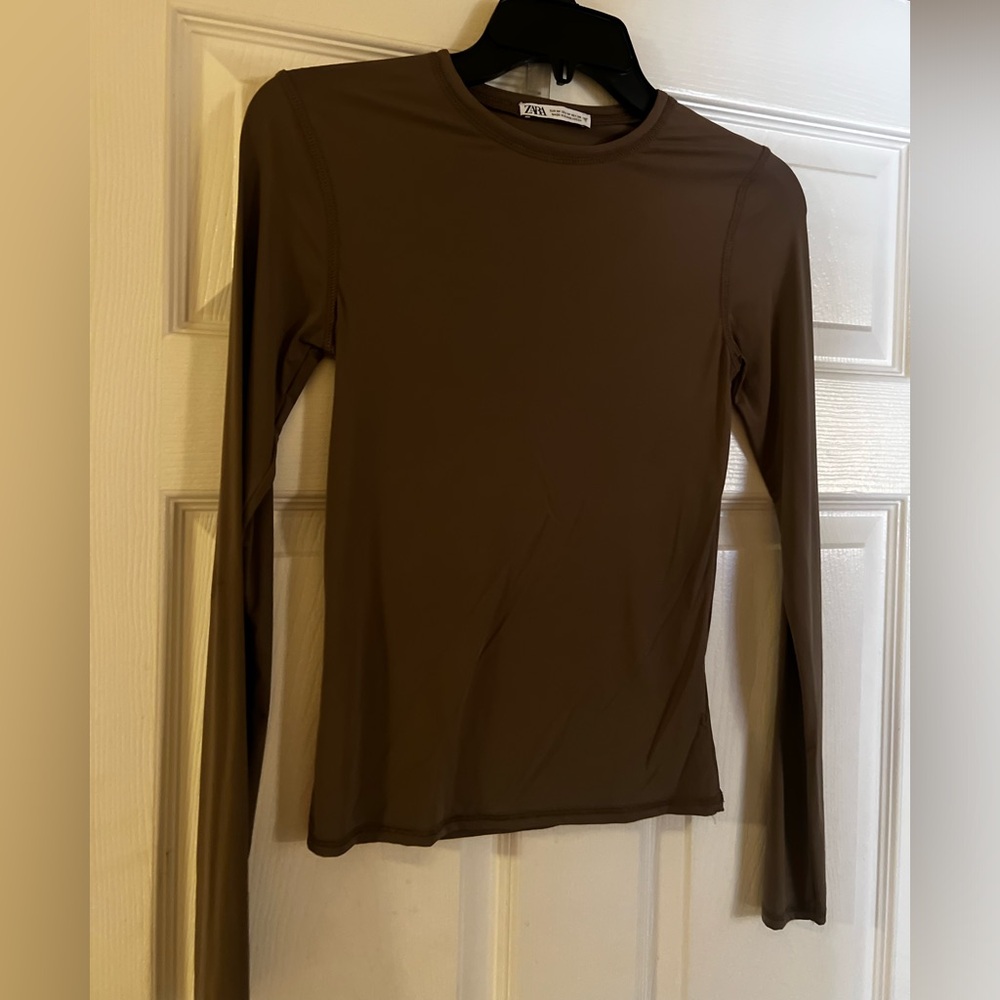 ZARA form fitting long sleeve